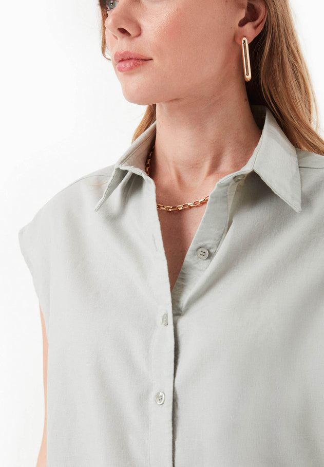 Sleeveless Linen Blend Button-Up Green Moss