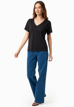 V-Neck T-Shirt Black