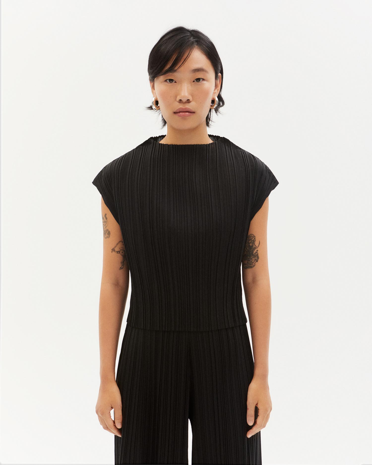 Maddox Pleated Top Black