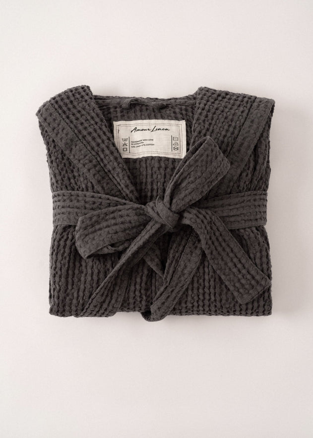 Waffle_bathrobe_Charcoal_425dd2c6-afea-4e45-afe4-0ac2cf7e78bc.jpg?v=1767345363