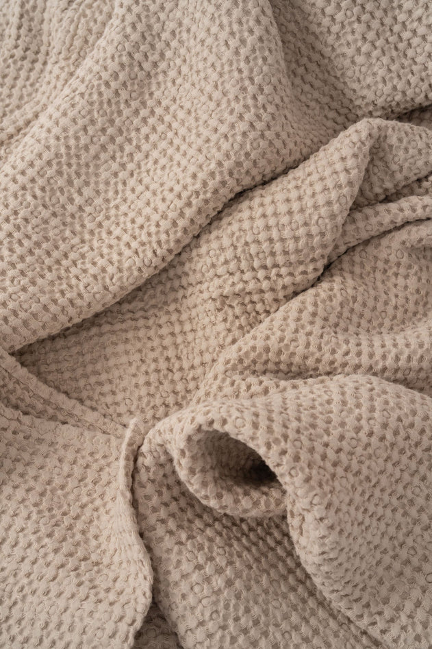 Waffle_texture_Cream_1a811c91-2c77-4963-9edf-00472bc5d926.jpg?v=1767347191