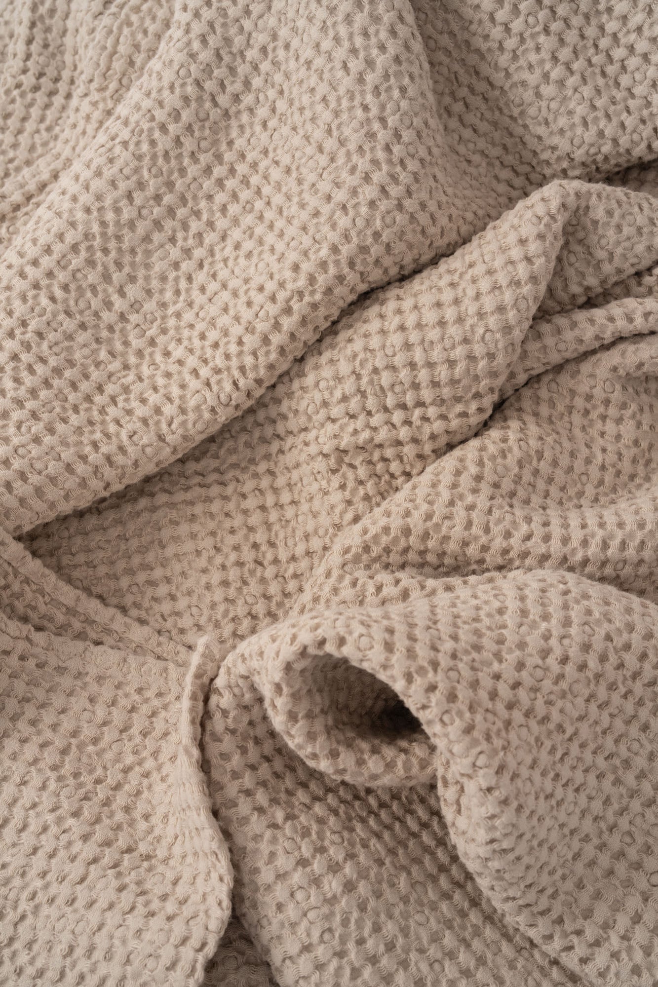Waffle_texture_Cream_b516ed49-55ec-4d92-bc16-e253b01abe01.jpg?v=1767274574