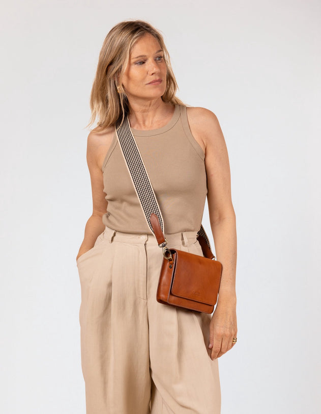 Audrey Mini Classic Leather Cognac