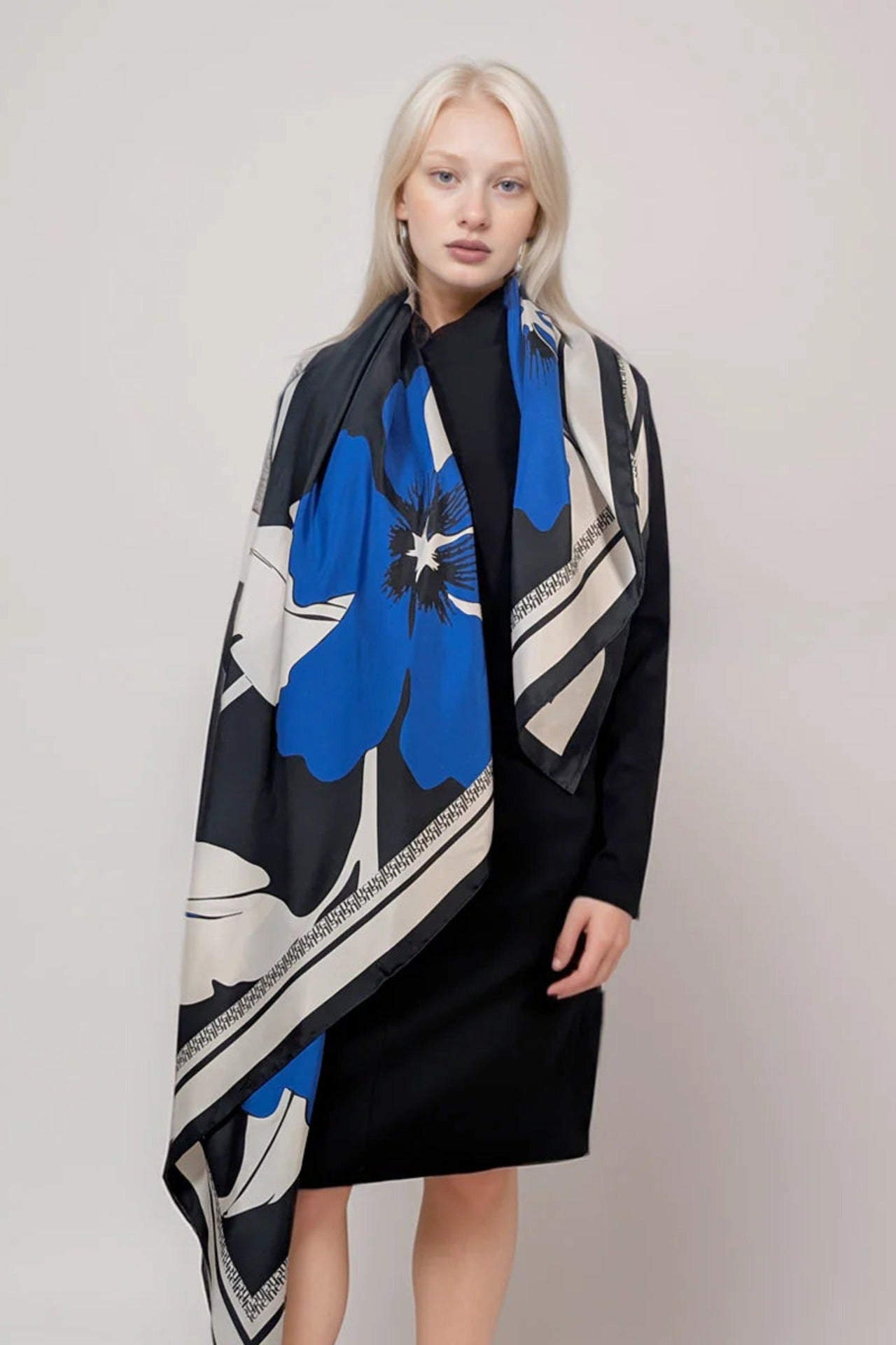 Blue Flower Scarf Blue - Studio Heijne