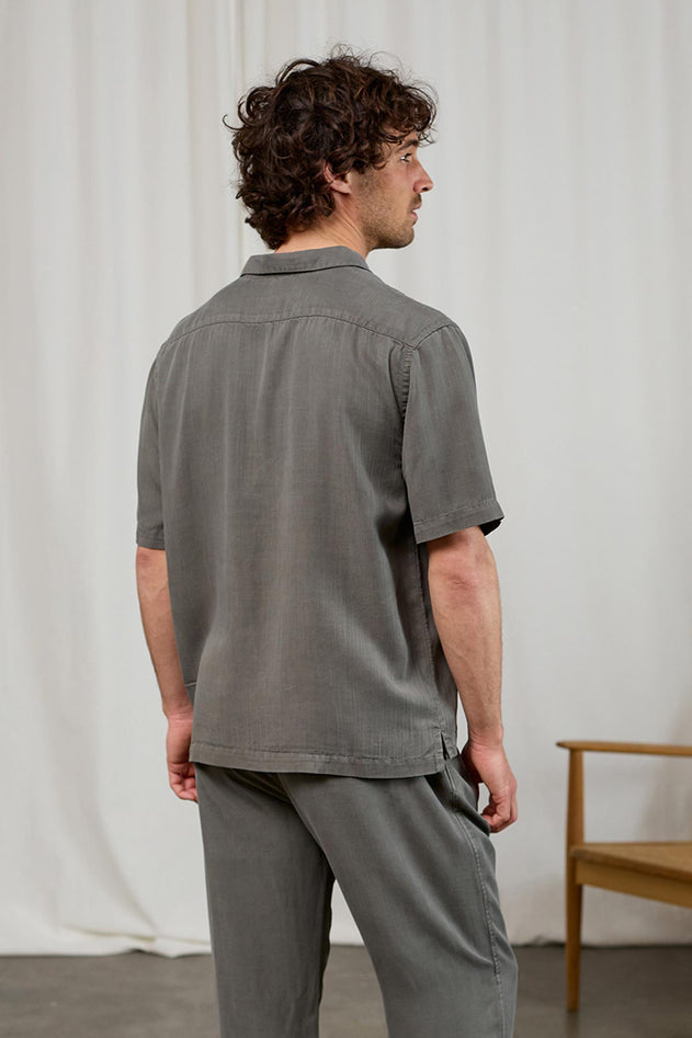 bredenfelde-gunmetal-807259.jpg?v=1745227307