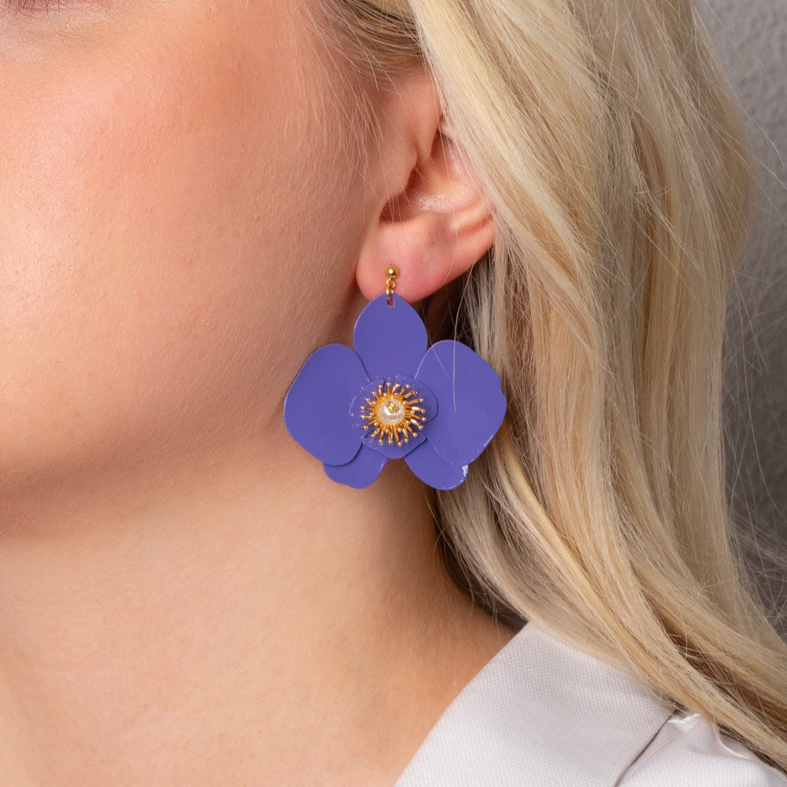 butterfly-orchid-stud-earrings-lavender-model.jpg?v=1747737974