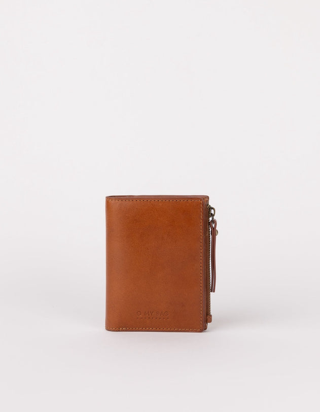 Jamie Lompakko Cognac