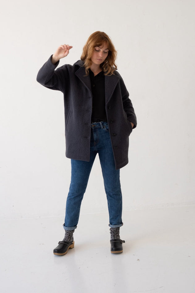 Tad Coat 100% Merino Wool in Bark Grey