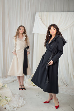 Double Breasted Coat with Trapeze Cut with a Bow Black