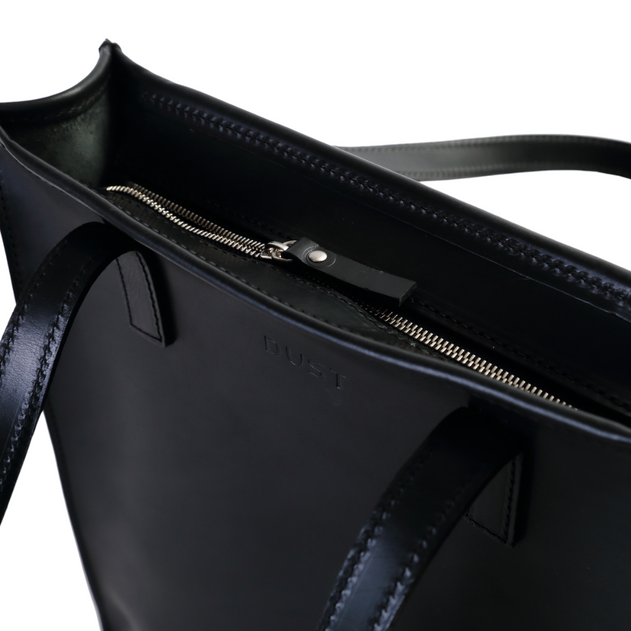 Mod 105 Tote Musta