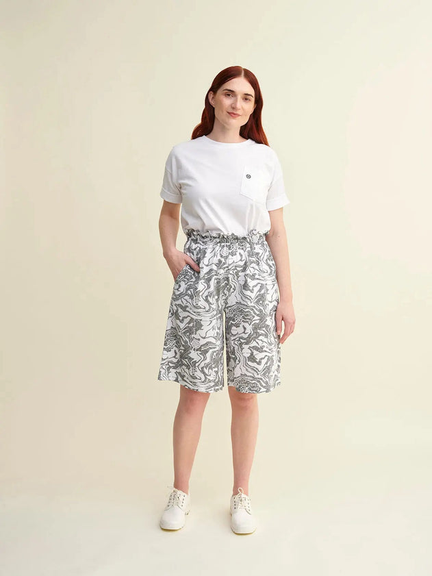 Lietukka Shorts Black And White