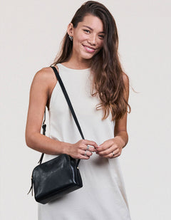 Emily Leather Strap Stromboli Leather Black