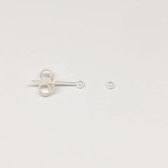 Fejn Tiny Stud Earrings