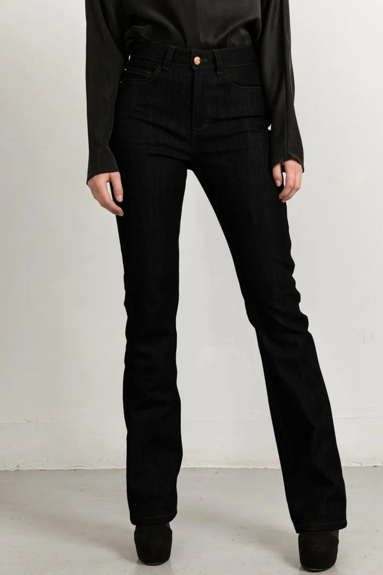 Flared Long Jeans Matching Stitch Black - Studio Heijne