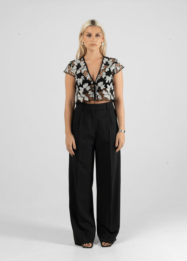 Liv Lace Top Black & White