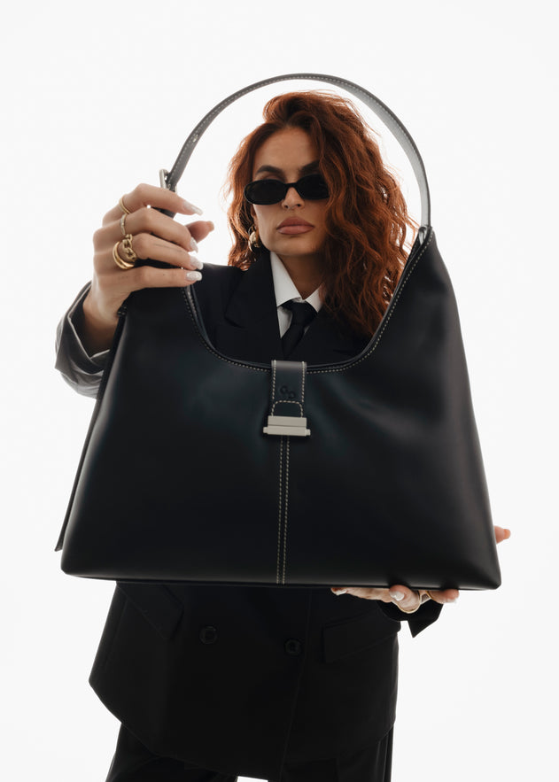 The Caviar Leather Bag Black