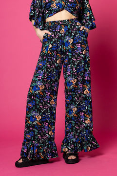 Frill Pants Kukinto