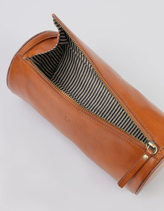 Izzy Classic Leather Cognac