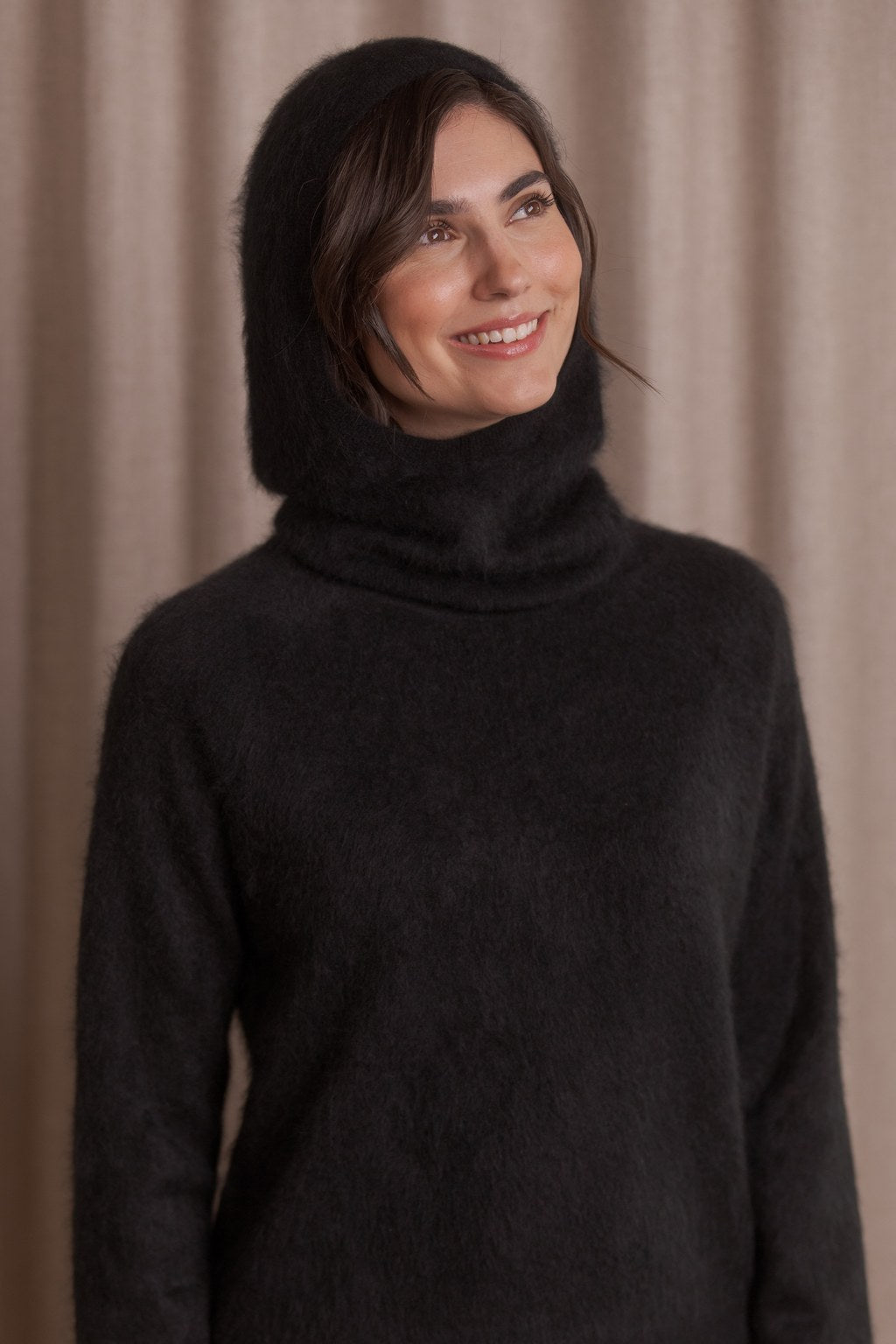 Cashmere Hood Black