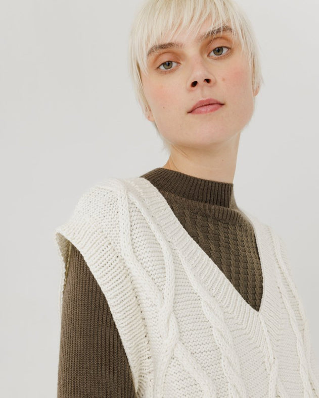 laime-sea-salt-merino-wool-vest-8802031.jpg?v=1763545870