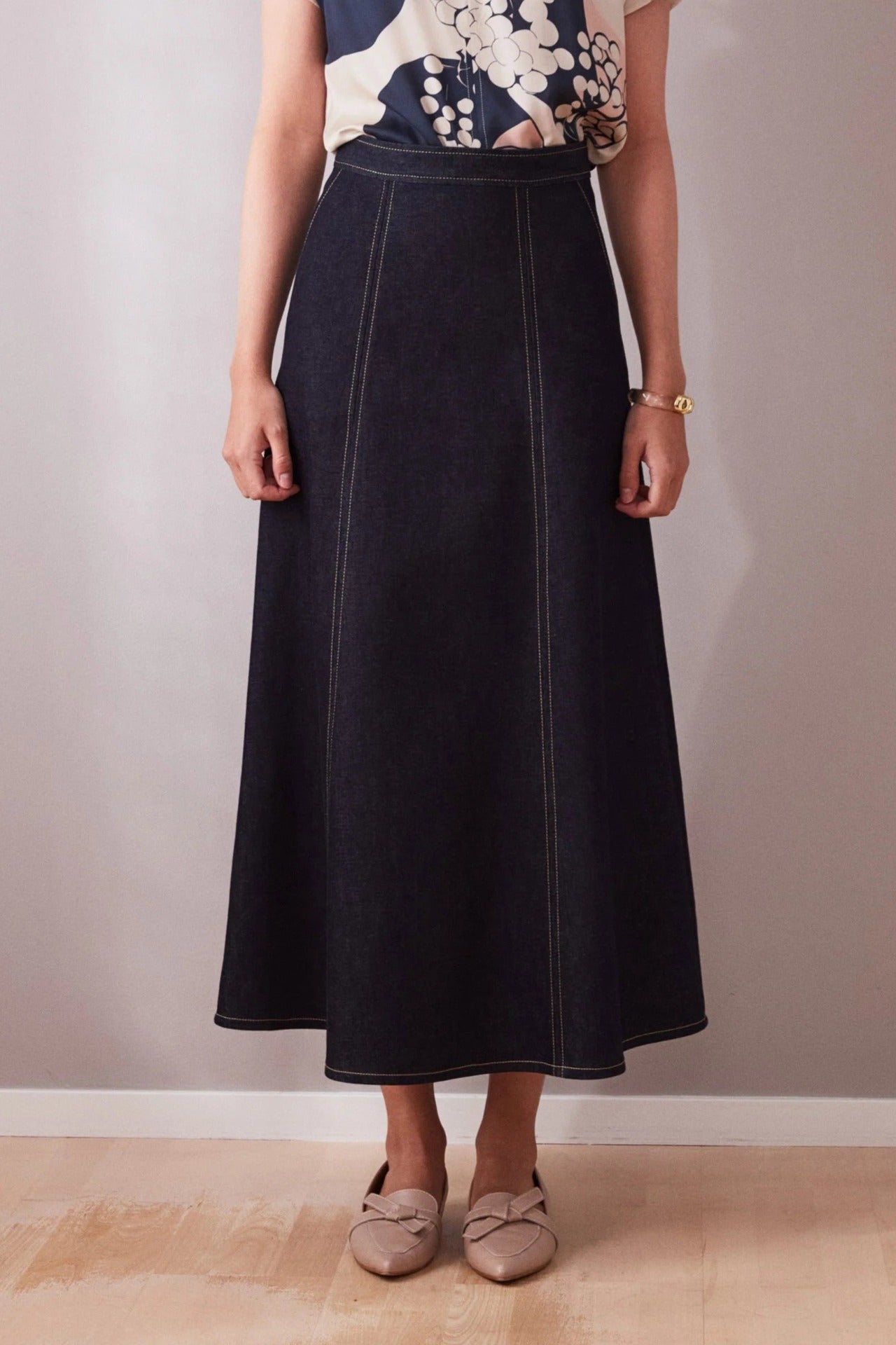Flow Wide Denim Skirt Dark Blue - Studio Heijne