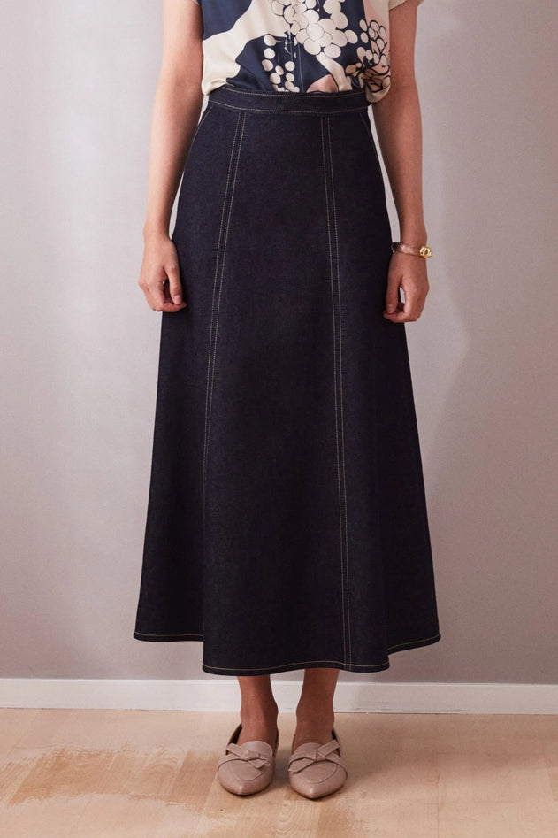 Flow Wide Denim Skirt Dark Blue - Studio Heijne