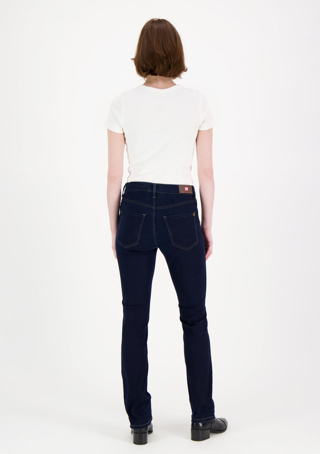 Emily Straight Leg Super Stretch Jeans Dark Blue