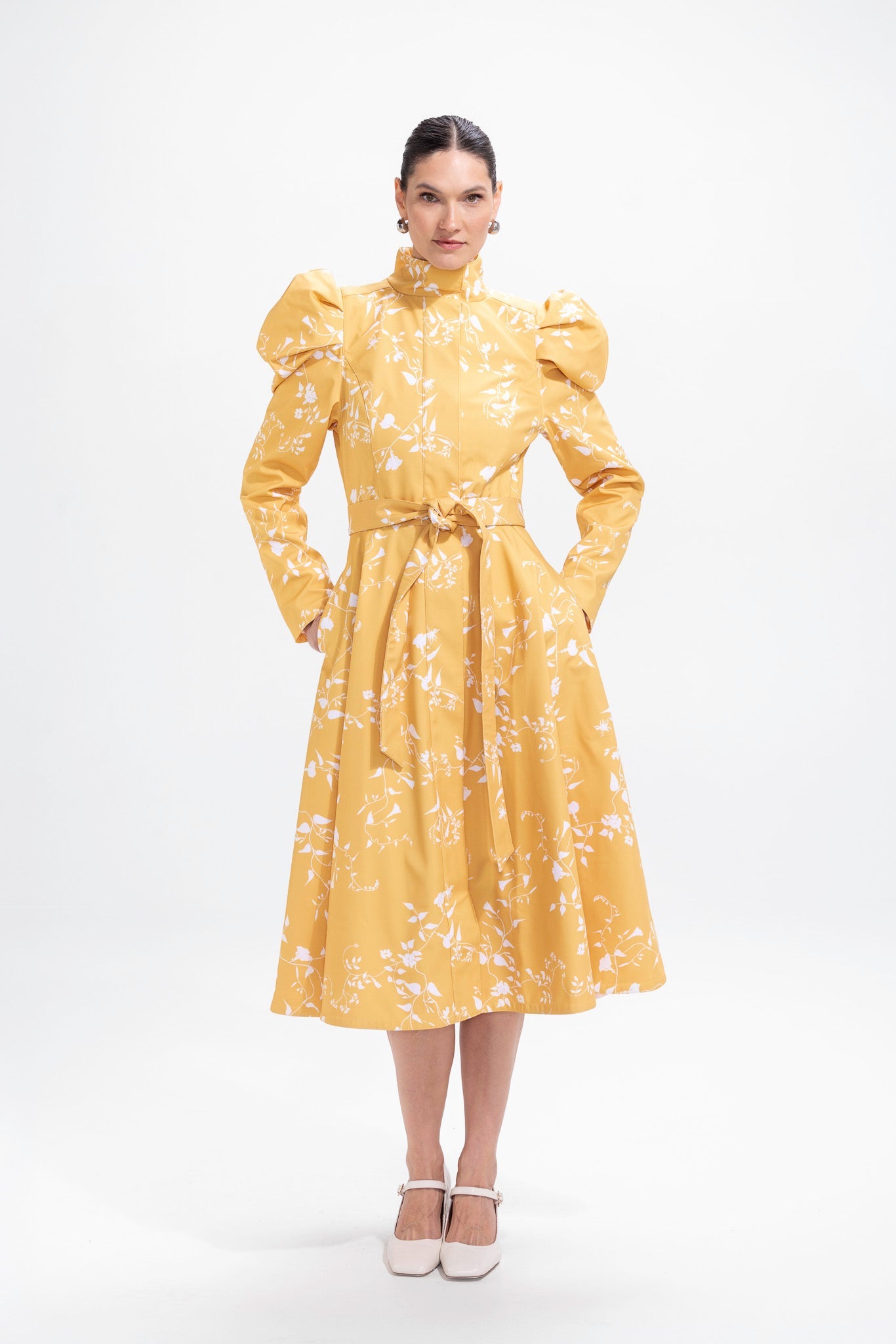 rainsisters-coat-majestic-yellow-waterproof-yellow-floral-front.jpg?v=1779054613
