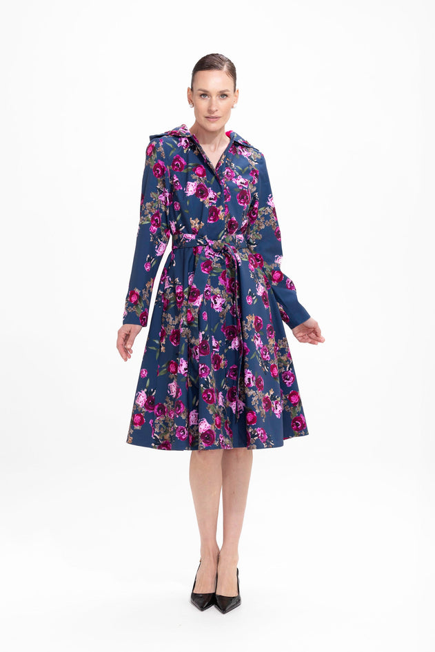 rainsisters-coat-misty-rose-waterproof-blue-floral-front.jpg?v=1779055156