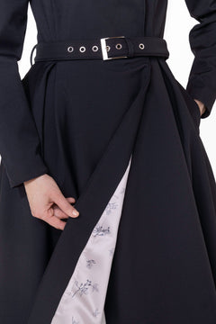 rainsisters-coat-queen-of-spade-waterproof-black-lining.jpg?v=1779056374