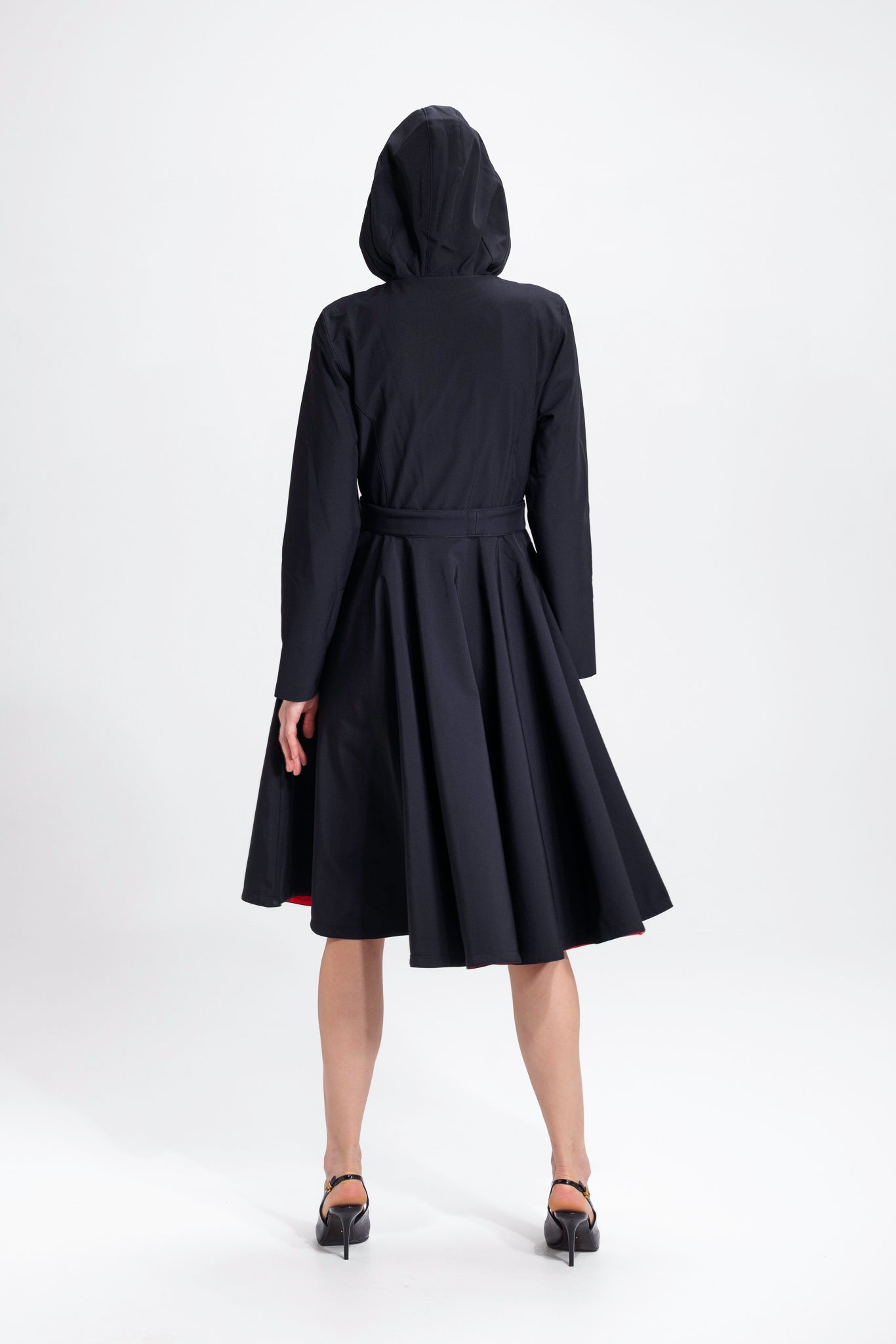 rainsisters-coat-raven-red-waterproof-black-back.jpg?v=1779056500