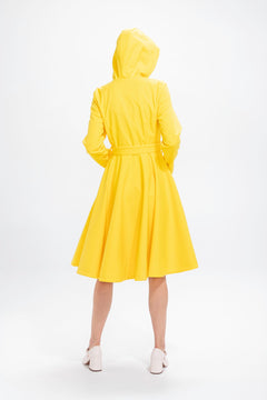 rainsisters-coat-yellow-sun-waterproof-yellow-back.jpg?v=1779058679