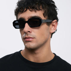 Esi Sunglasses All Black