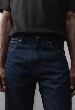 sustainable-jeans-men-ben-mid-baggy-dry-detail-2.jpg?v=1765358968