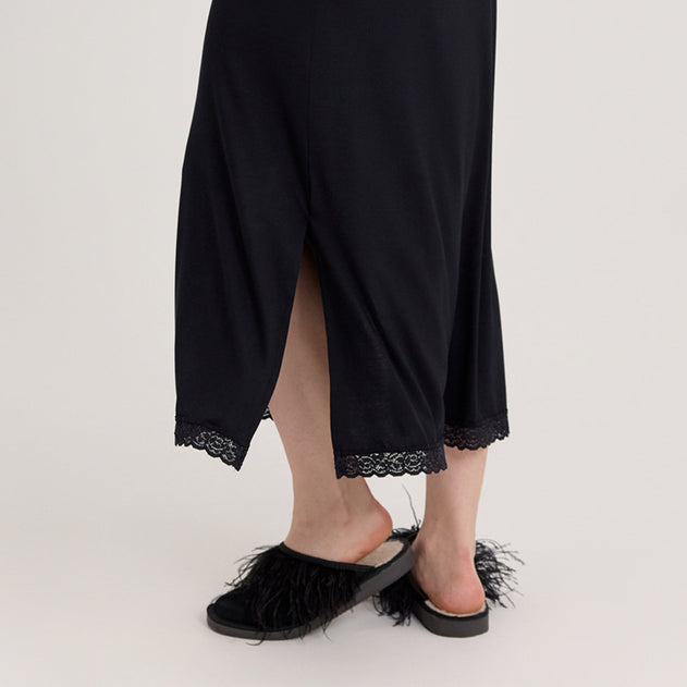 tamsilk-6063-yomekko-musta-1800x1800-2.jpg?v=1757483655