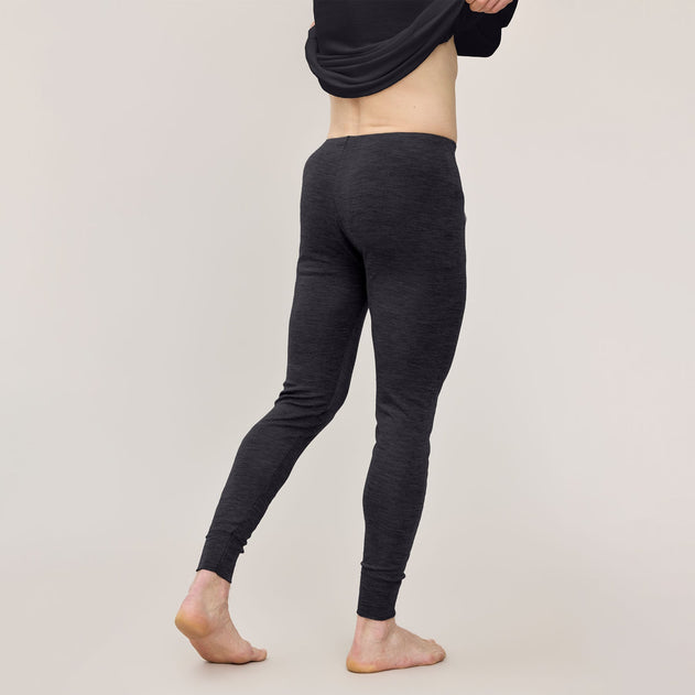 tamsilk-miesten-timmi-pitkat-kalsarit-musta-1800x1800.jpg?v=1723785362