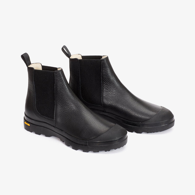 Chelsea Vibram boot black