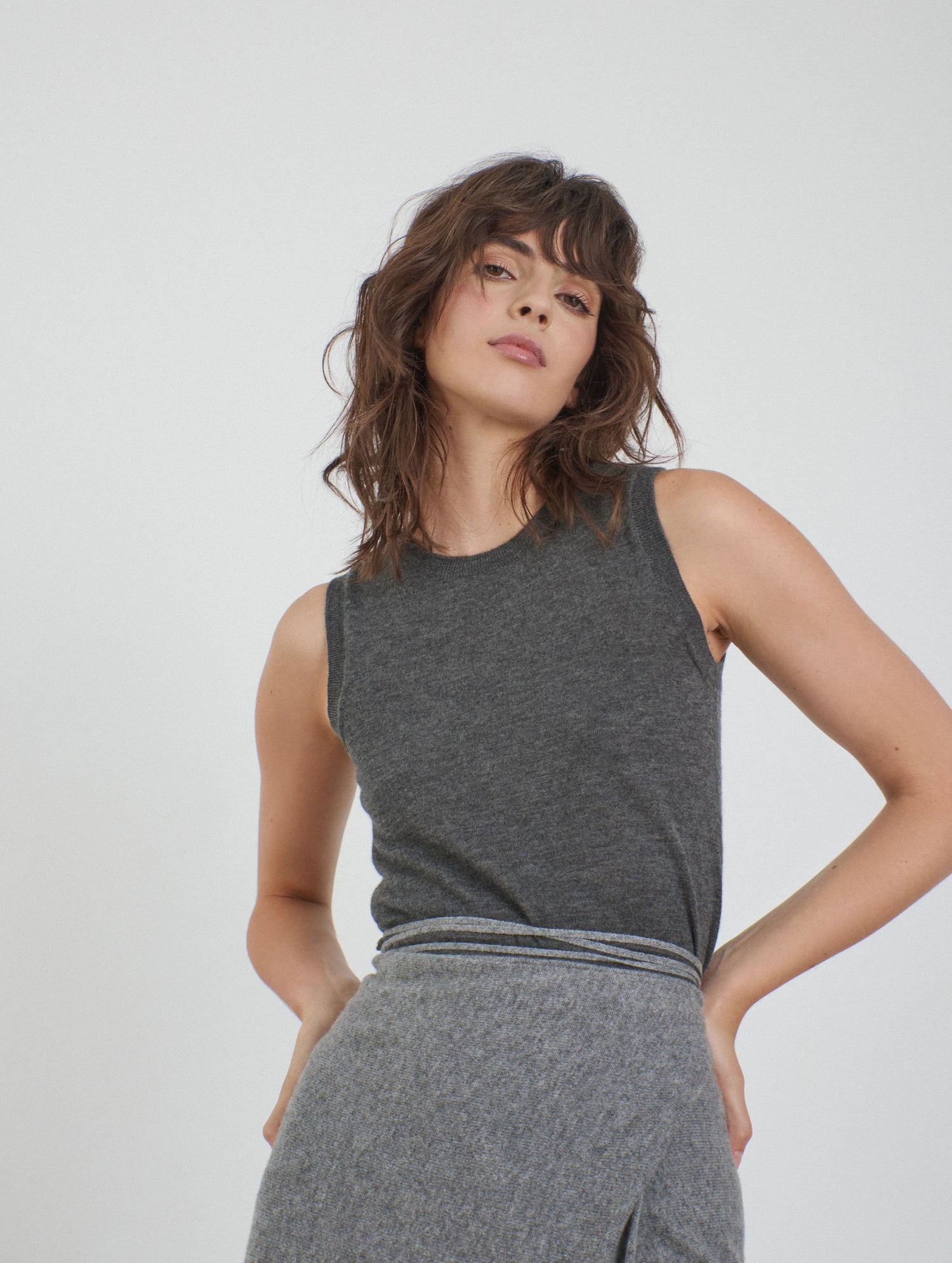 Cashmere Knitted Sleeveless Top Grey
