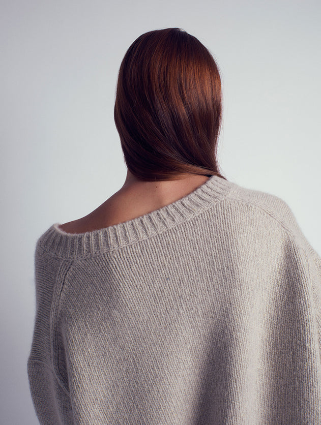 Amanda V-Neck Cashmere Wool Sweater