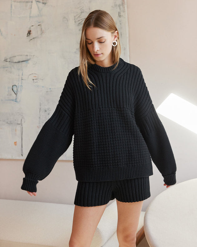 Delčia Cotton Sweater Black