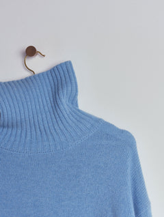 Ada Cashmere Knitted Turtleneck Sweater Blue
