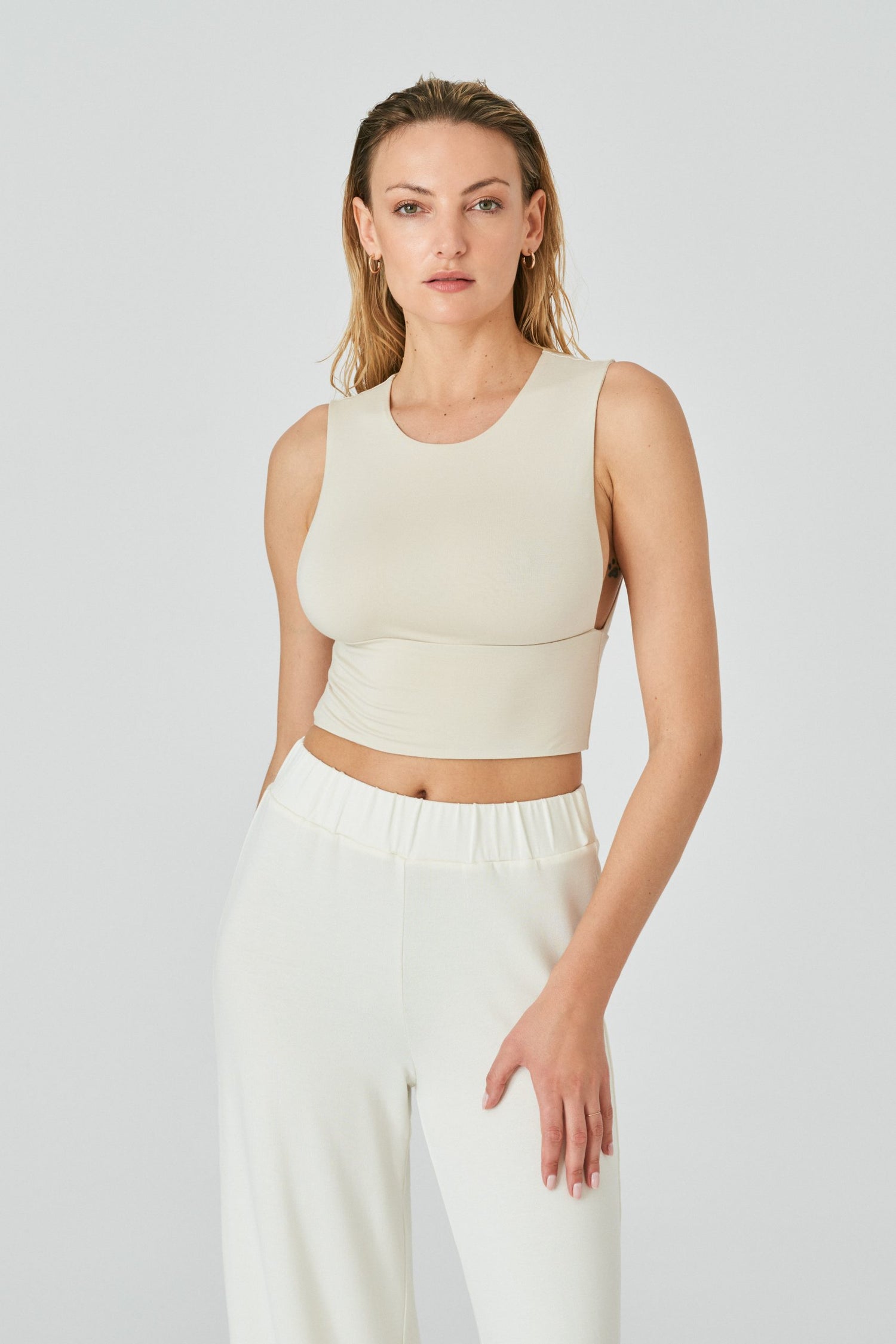 Side Cut-Out Top Vanilla