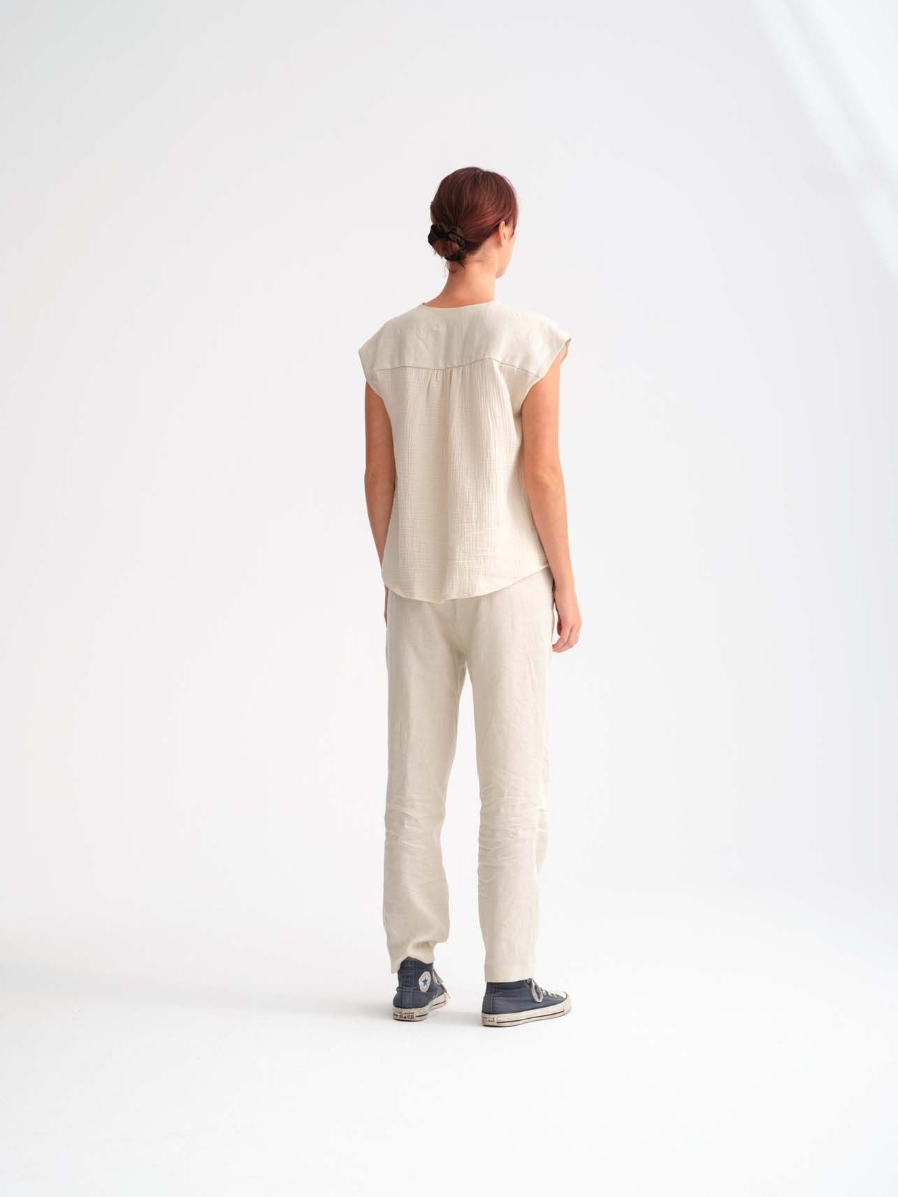 Daucus Top Black