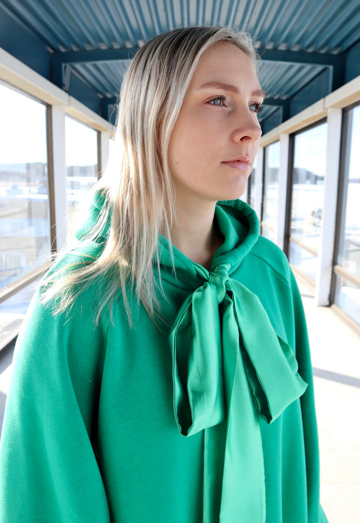 Miia Halmesmaa - Flowy Hoodie Dress Green