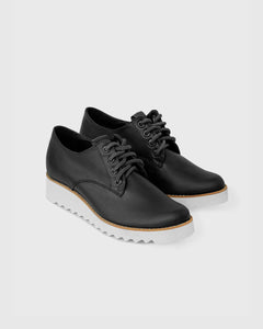 Oxford Street Apple Sneakers Black