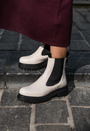 JUTELAUNE - White Chelsea Boots, image no.2