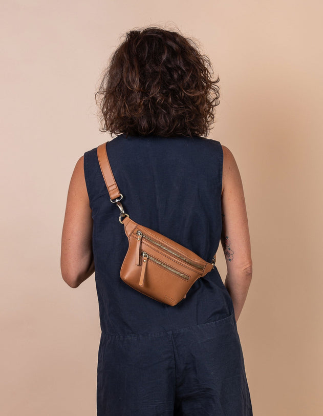Bum Bag Strap Apple Leather Brown