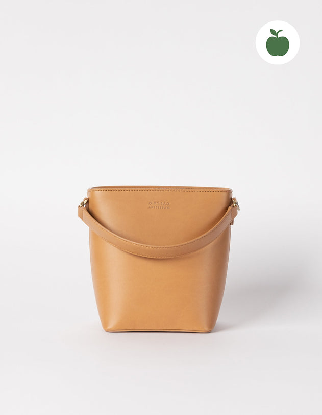 Bobbi Bucket Midi Bag Apple Leather Cognac
