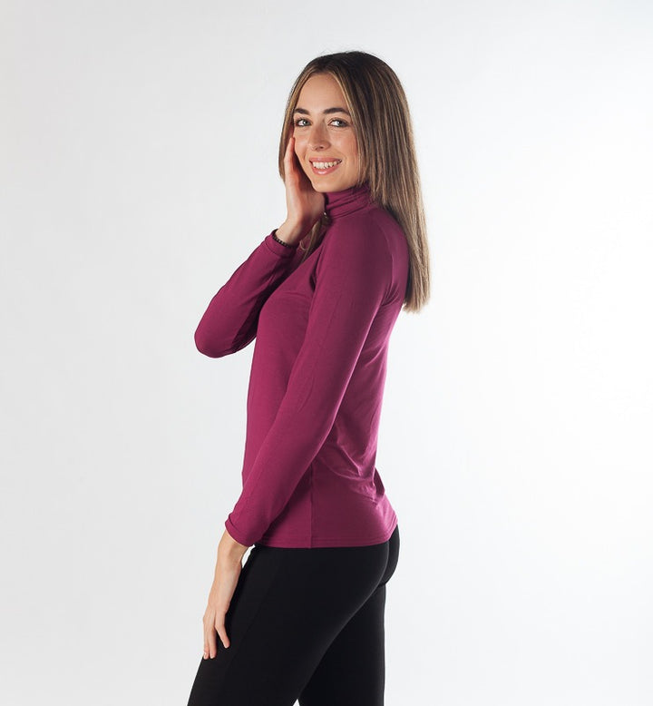 CASAGiN - Turtle Neck Natural Fabric Ruby Red