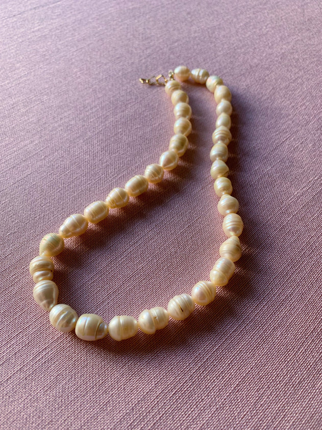 Dove Pearl Necklace